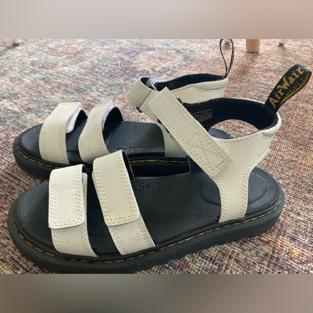 Dr. Martens “Klaire Lamper” sandals
